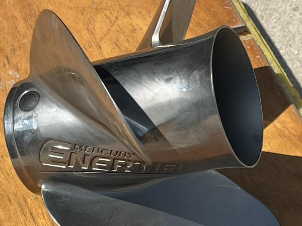 ΠΡΟΠΕΛΛΑ ENERTIA R18