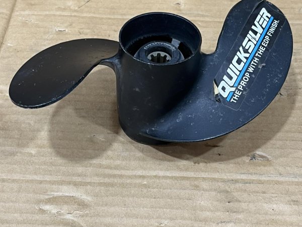 ΠΡΟΠΕΛΑ QUICKSILVER