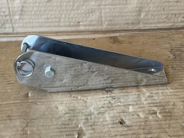 ΡΑΟΥΛΟ ΠΛΩΡΗΣ INOX ΜΕ ΠΕΙΡΟ ΑΣΦΑΛΕΙΑΣ