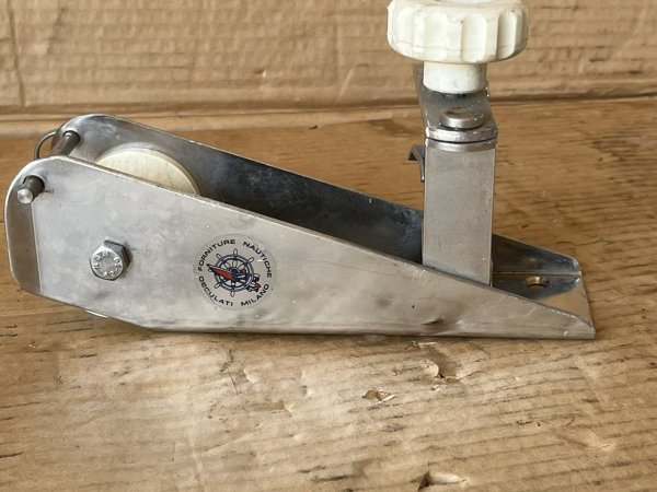 ΡΑΟΥΛΟ ΠΛΩΡΗΣ INOX ΜΕ ΣΦΙΓΚ. ΚΑΙ ΠΕΙΡΟ ΑΣΦ.