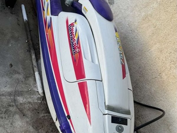 JET SKI KAWASAKI 750